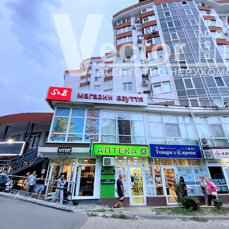 Sunny Home Apartments Апартаменти У Новобудові Поряд Медичний Центр Angelholm Дуже Чисто! Chernivtsi Exterior foto