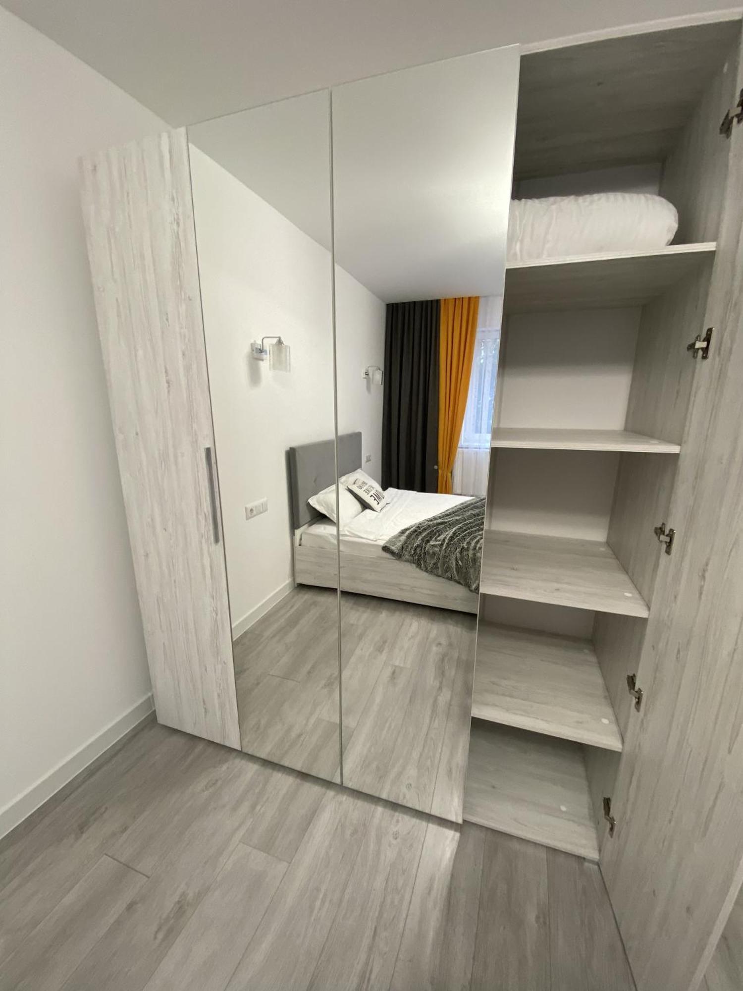 Sunny Home Apartments Апартаменти У Новобудові Поряд Медичний Центр Angelholm Дуже Чисто! Chernivtsi Exterior foto